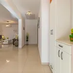 Pet Friendly In Skatari *