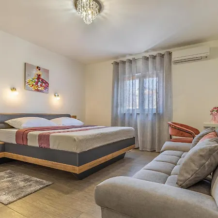 Pet Friendly In Skatari Tatil Evi Pula