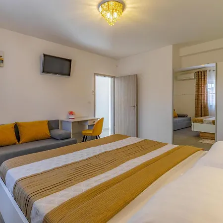 Tatil Evi Pet Friendly In Skatari Pula