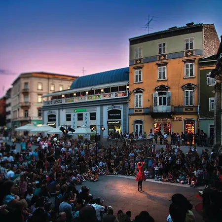 Ferienhaus 2 Bedroom Stunning Home In Skatari Pula