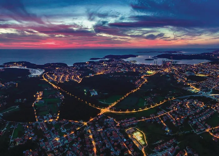 2 Bedroom Stunning In Skatari Σπίτι διακοπών