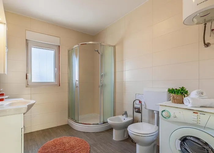 펜션 2 Bedroom Stunning In Skatari *