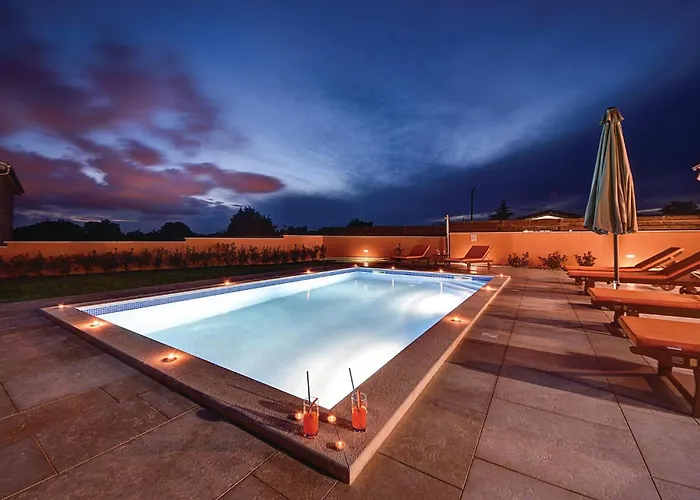 Σπίτι διακοπών 2 Bedroom Stunning In Skatari Πούλα